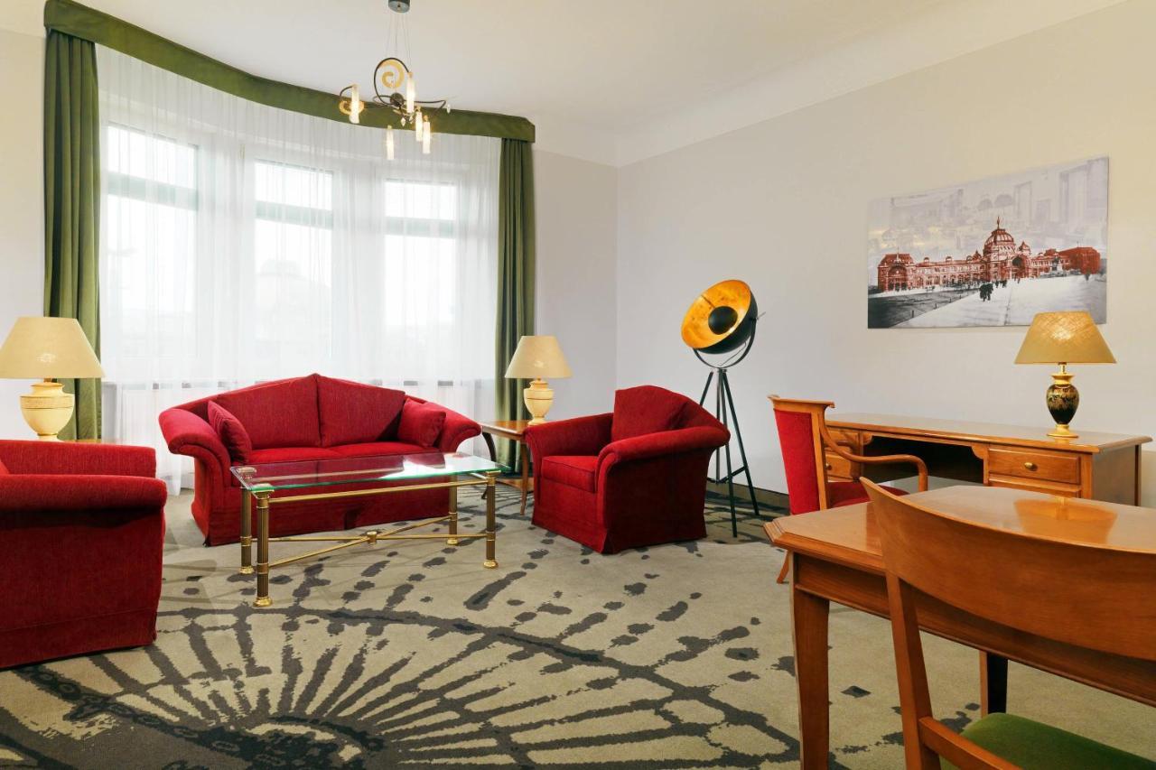 Le Meridien Grand Hotel